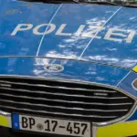Streifenwagen der Bundespolizei von vorne